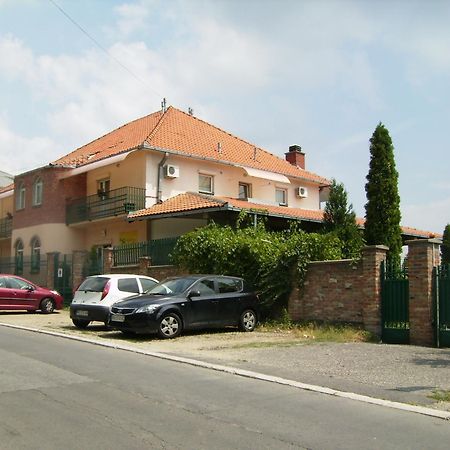 Villa Nevenka Rooms Belgrad Dış mekan fotoğraf