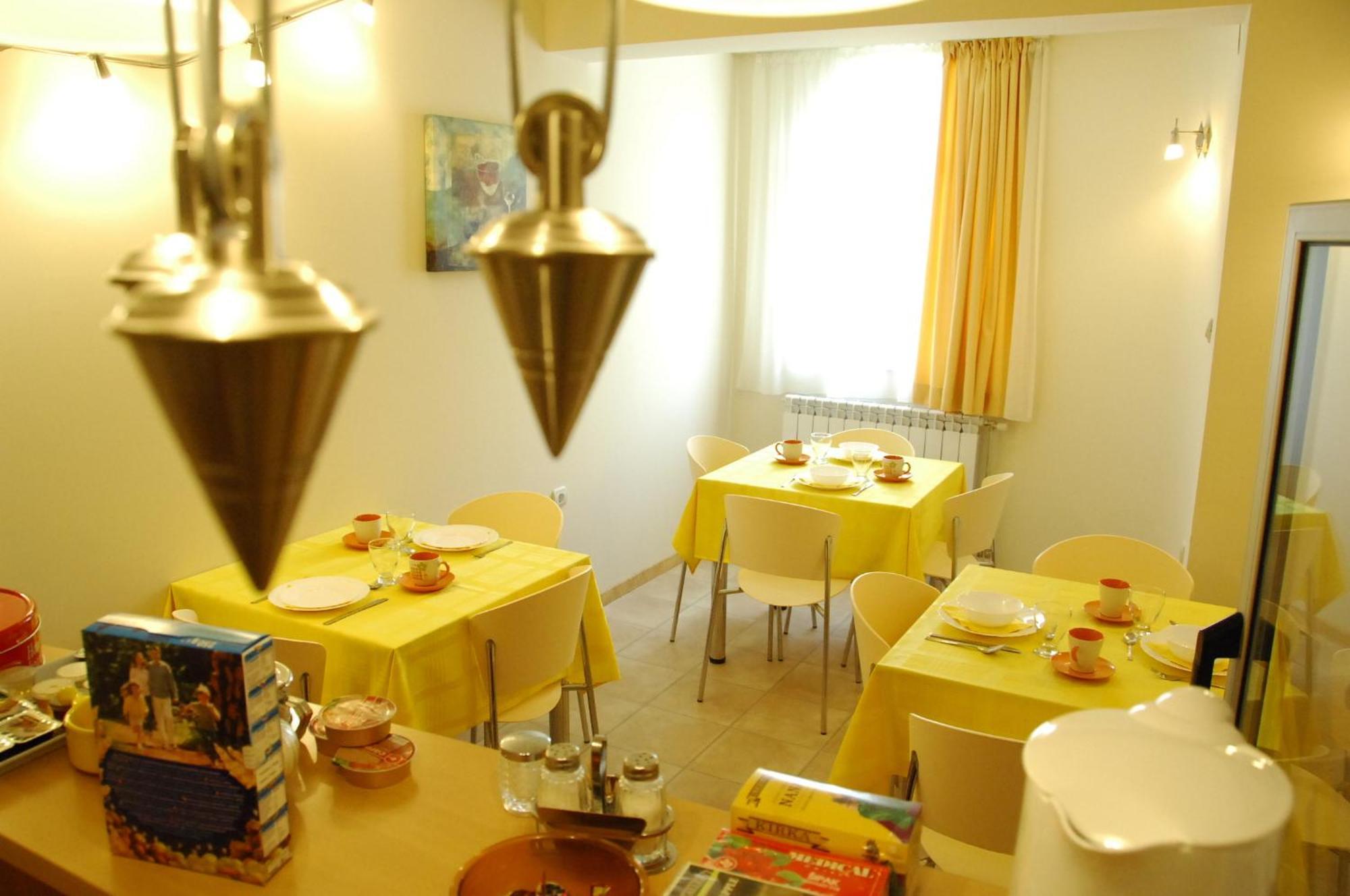 Villa Nevenka Rooms Belgrad Dış mekan fotoğraf